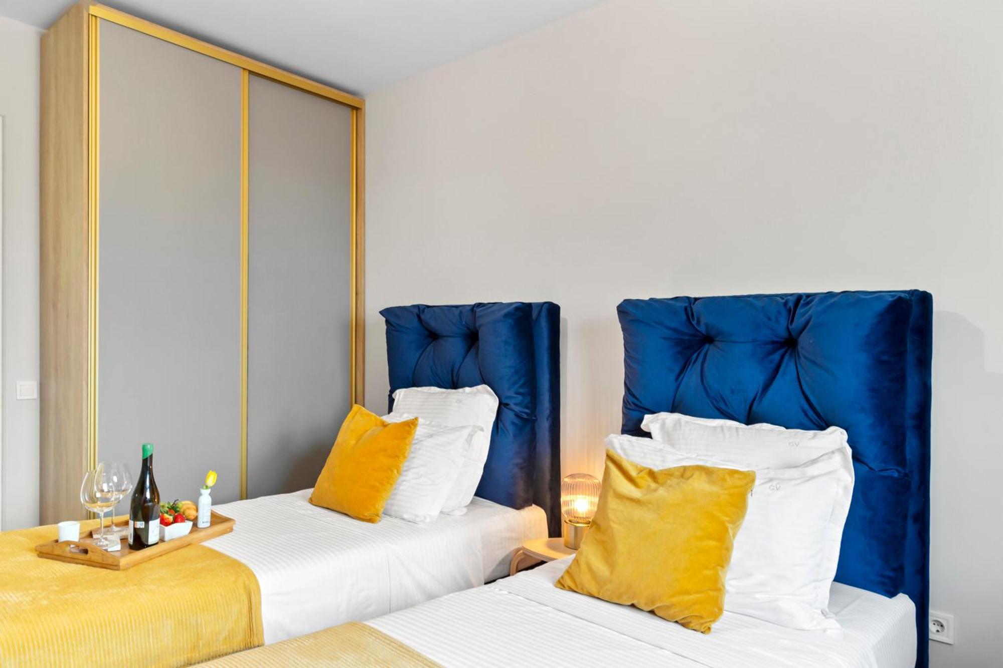 בוקרשט Mido Park Apartment With Private Parking & Self Check-In מראה חיצוני תמונה