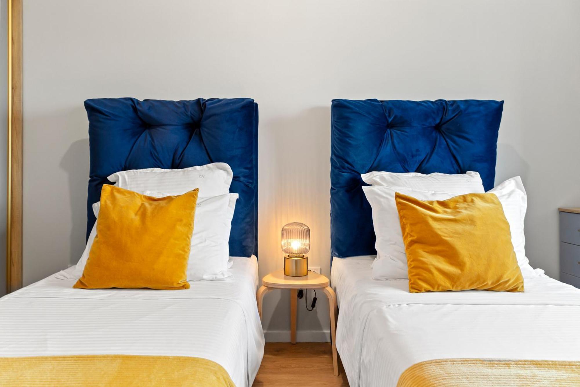 בוקרשט Mido Park Apartment With Private Parking & Self Check-In מראה חיצוני תמונה
